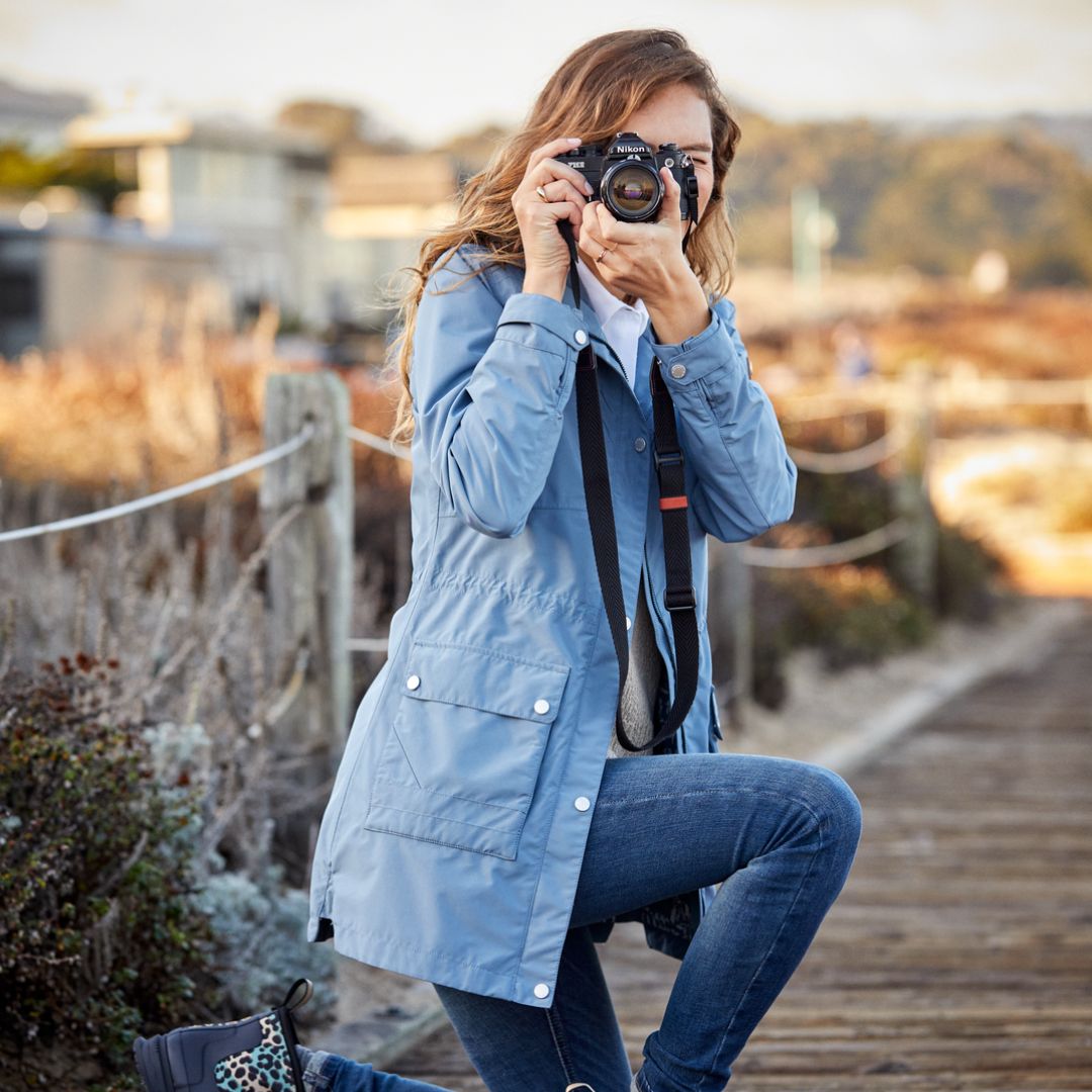 Ariat Women's Atherton Waterproof Jacket in Bluefin