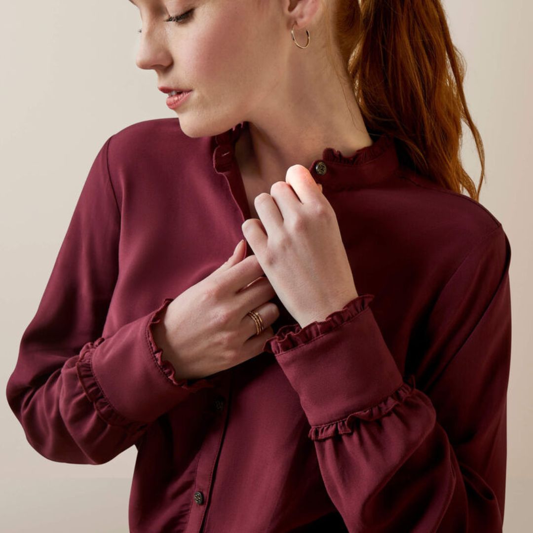 Ariat Women's Clarion Blouse in Tawny Port