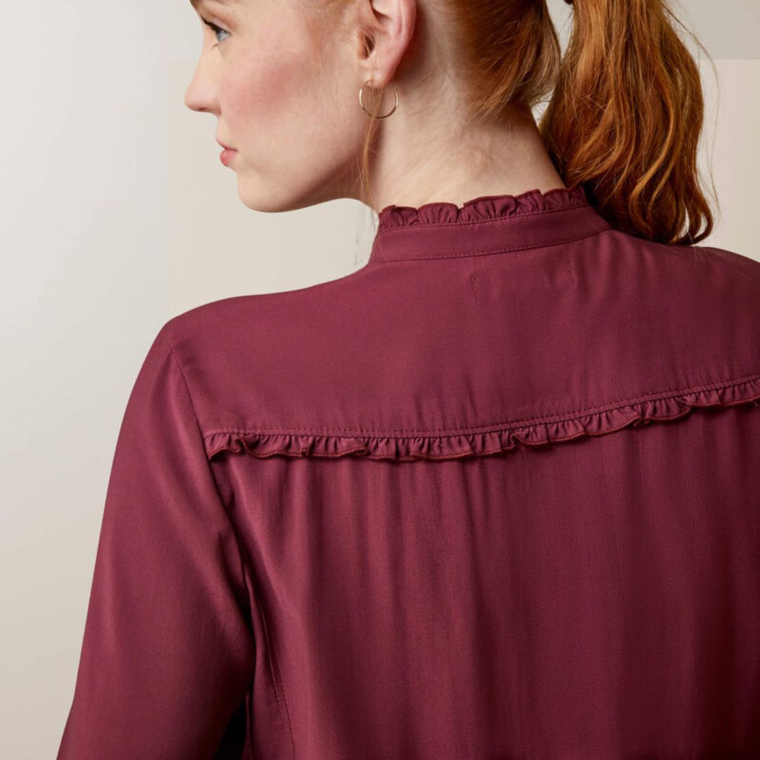 Ariat Women's Clarion Blouse in Tawny Port