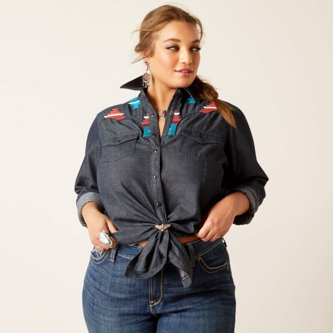 Ariat Women's Dutton Shirt in Rinsed