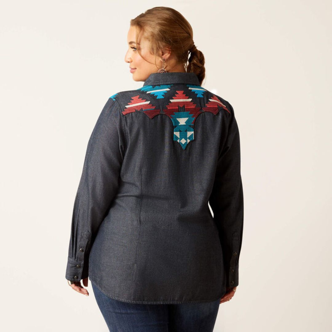 Ariat Women's Dutton Shirt in Rinsed