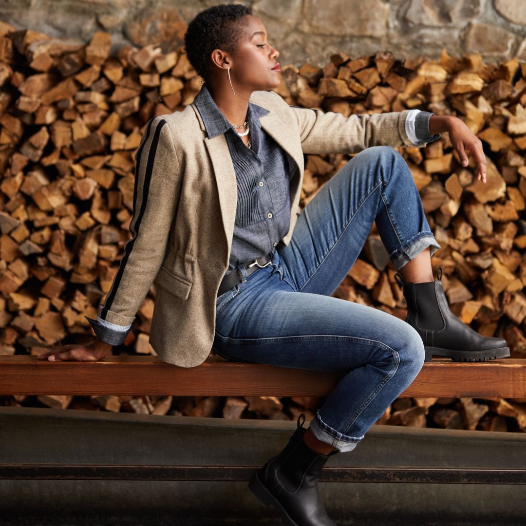 Ariat Women's Dornie Wool Blazer in Camel Herringbone