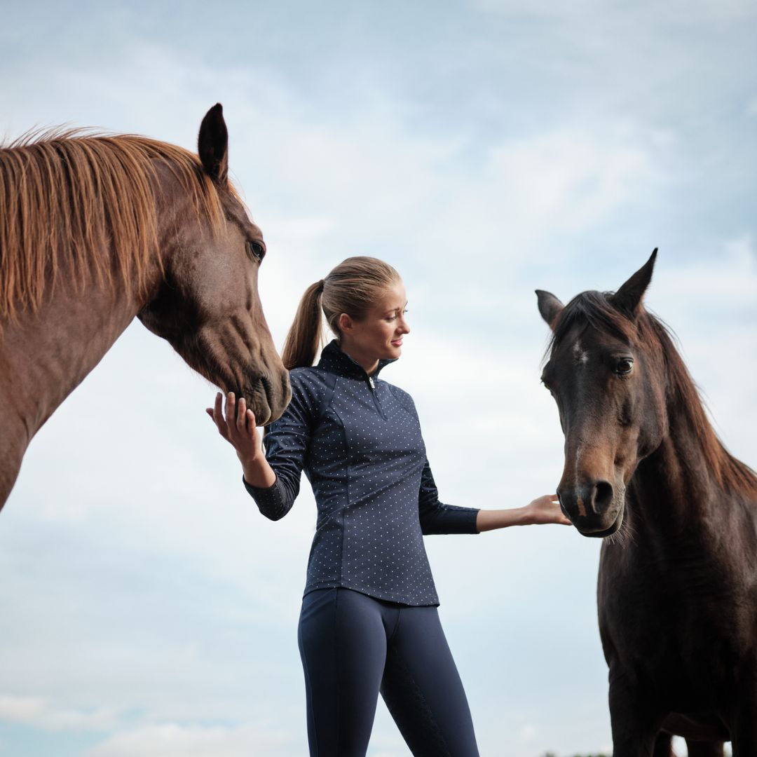 Ariat Women's Sunstopper 1/4 Zip Baselayer in Navy Dot