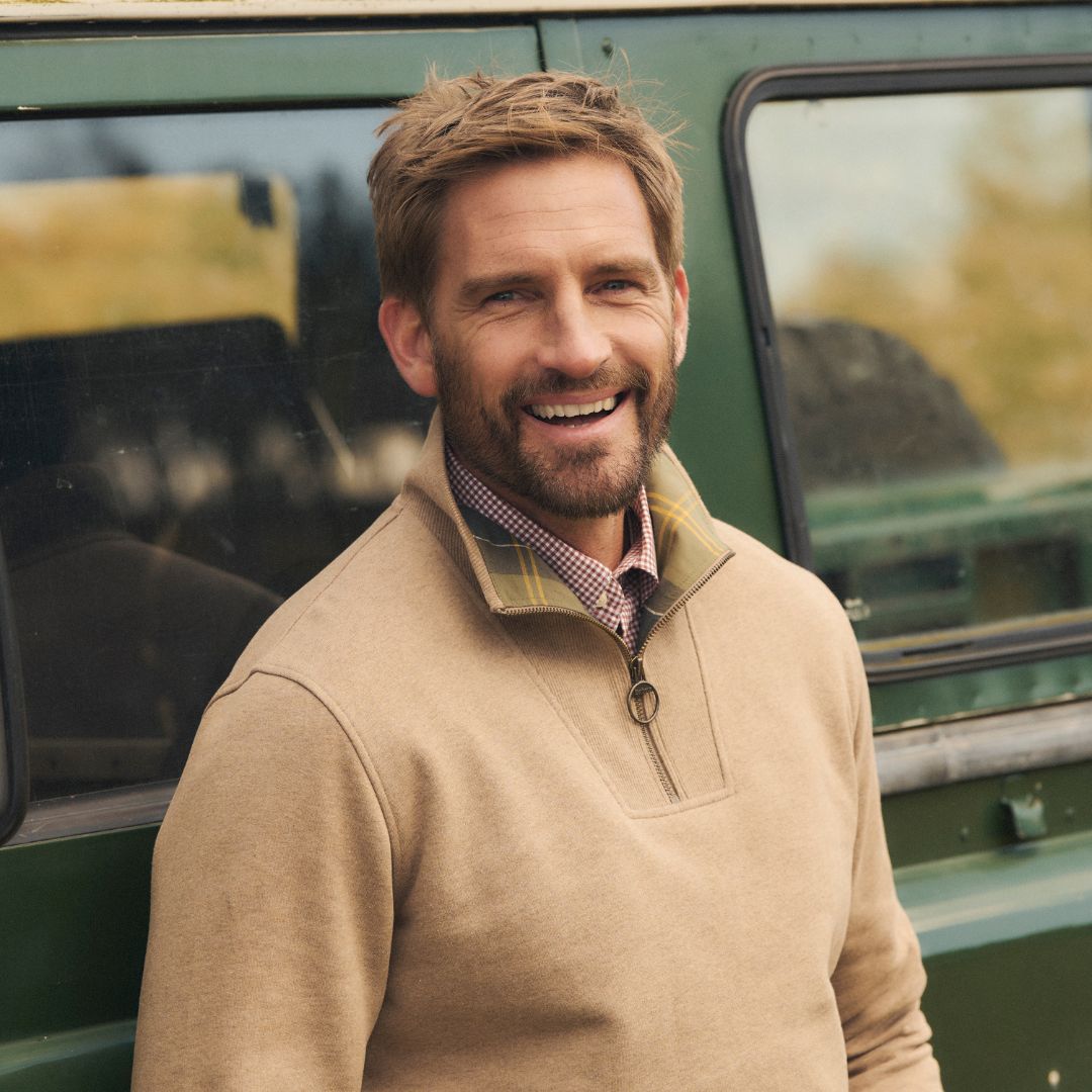 Barbour Men's Nelson Half-Zip Jumper in Stone Marl