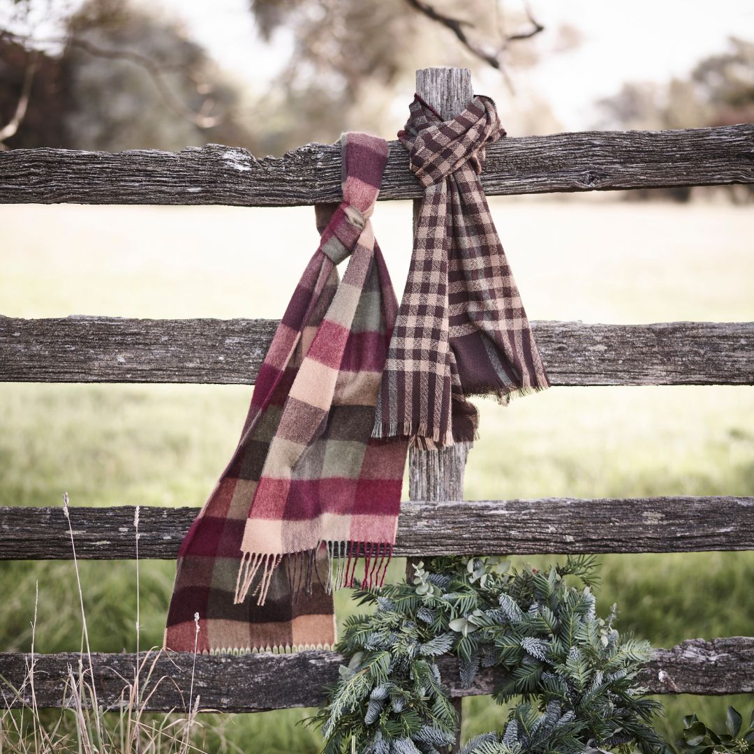 Barbour Ashton Wool Scarf in Army Green & Port