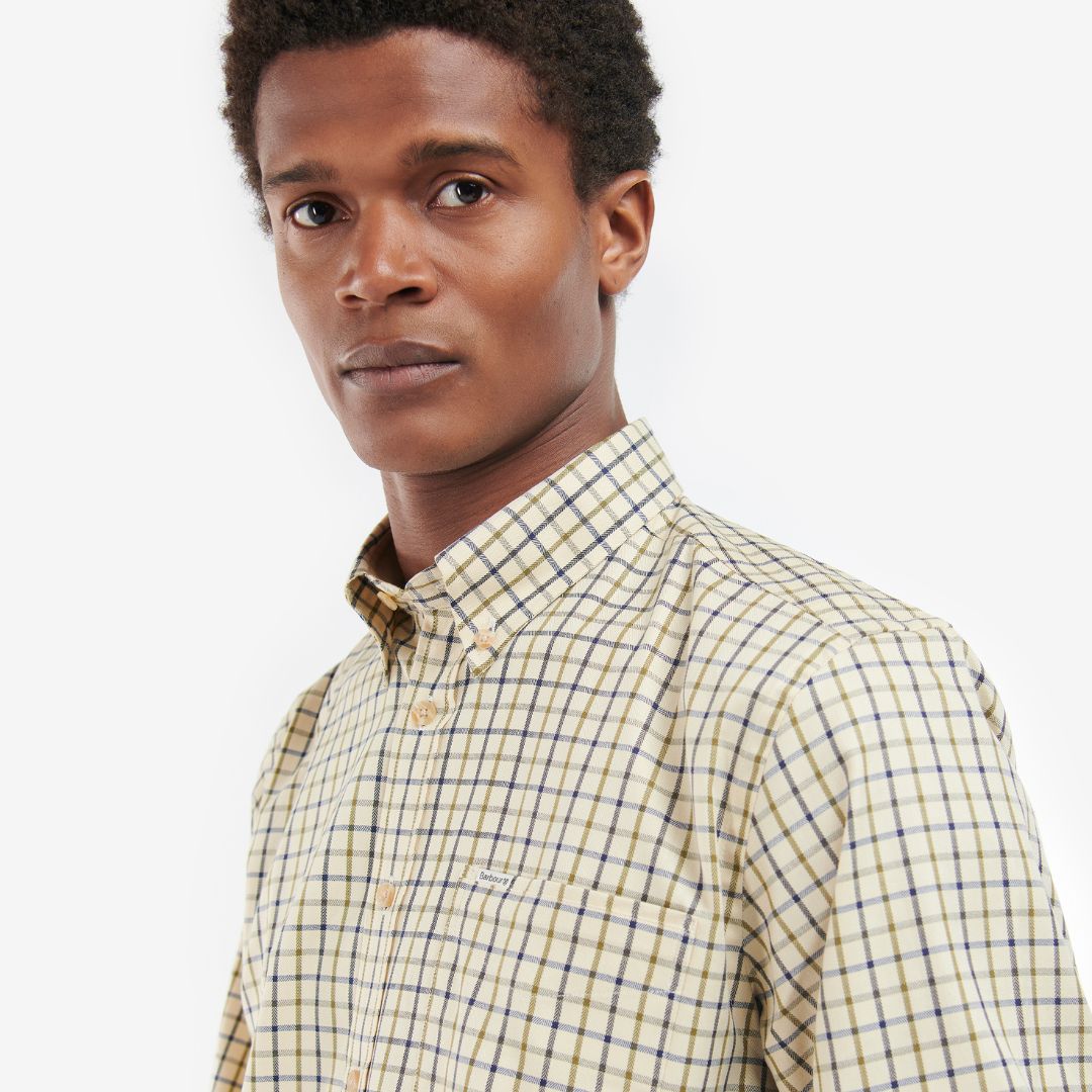Barbour Men's Sporting Regular Long-Sleeved Shirt in Navy & Olive