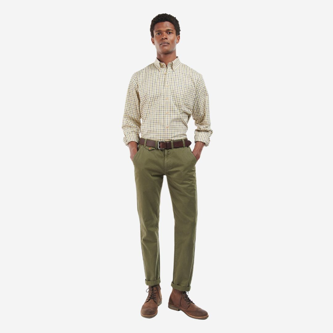 Barbour Men's Sporting Regular Long-Sleeved Shirt in Navy & Olive