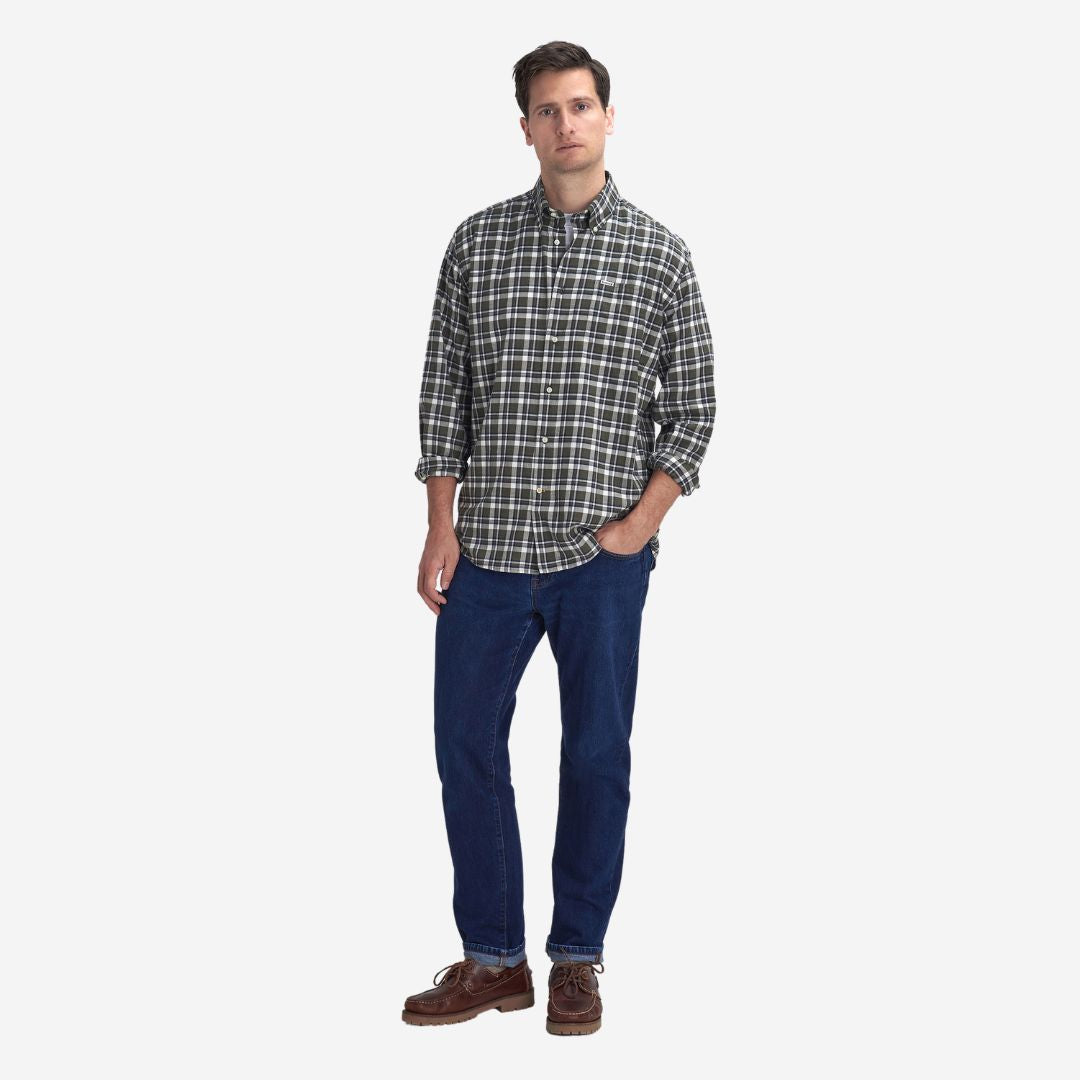 Barbour Men's Turville Regular Long-Sleeved Shirt in Olive