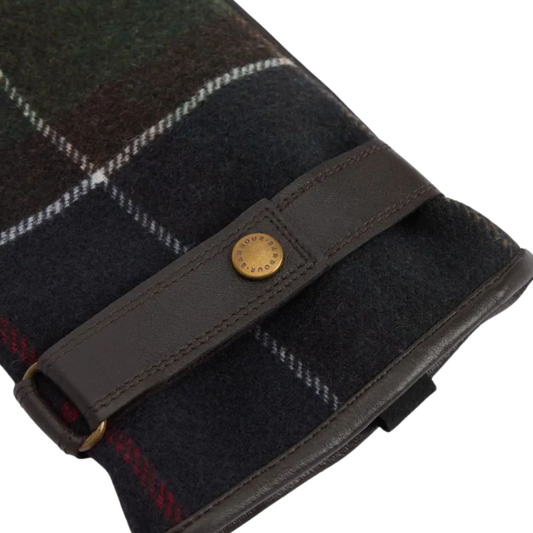 Barbour Newbrough Gloves in Classic