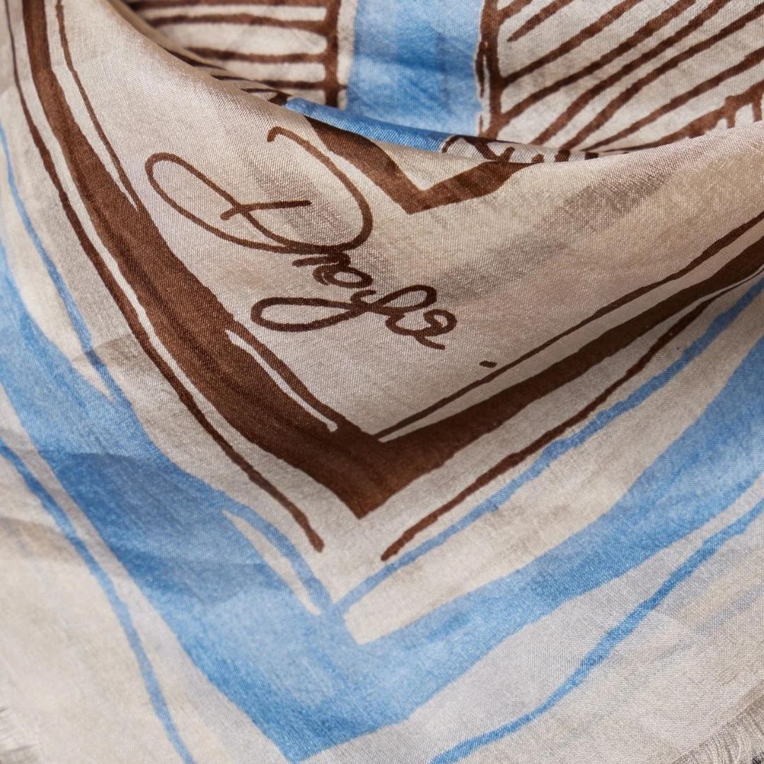 Diega Women's Fareo Silk Scarf in Blue & Cream