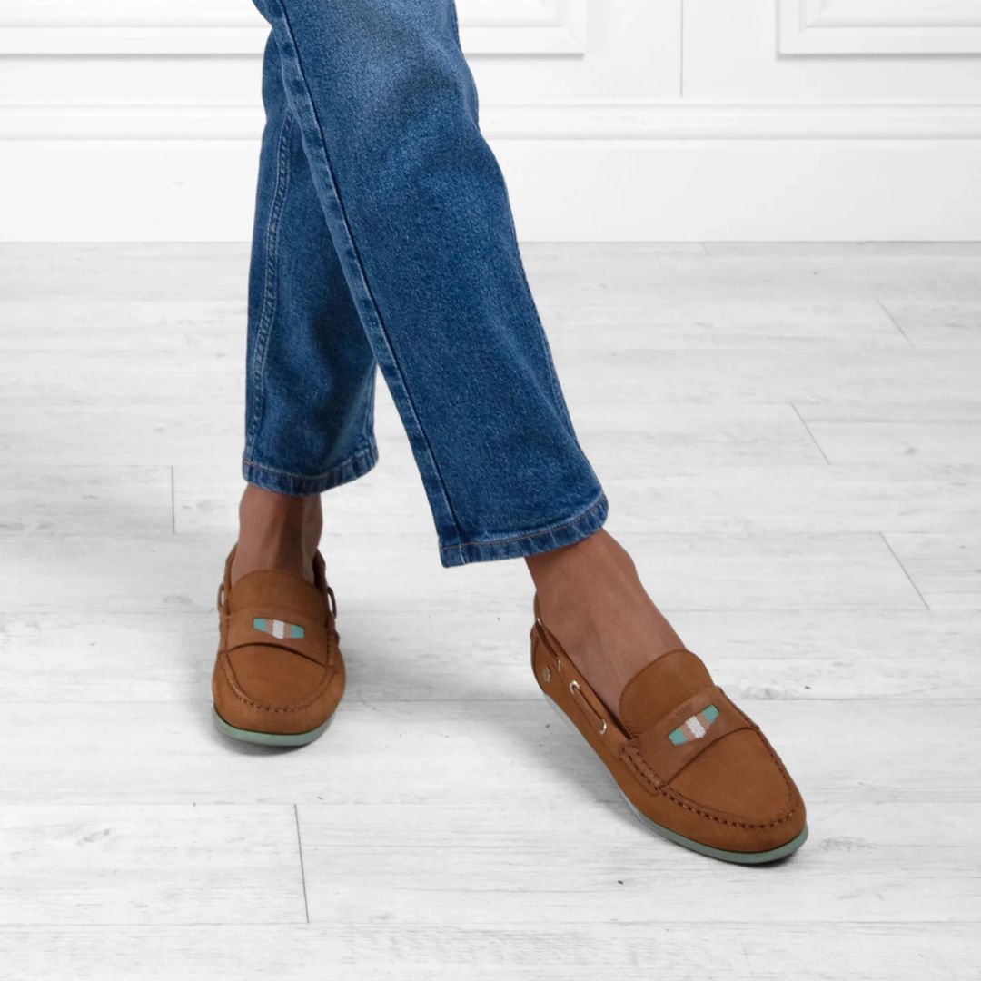 Fairfax & Favor Boston Deck Shoes in Tan & Mint