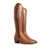 Fairfax & Favor Heeled Regina Leather Boot in Tan