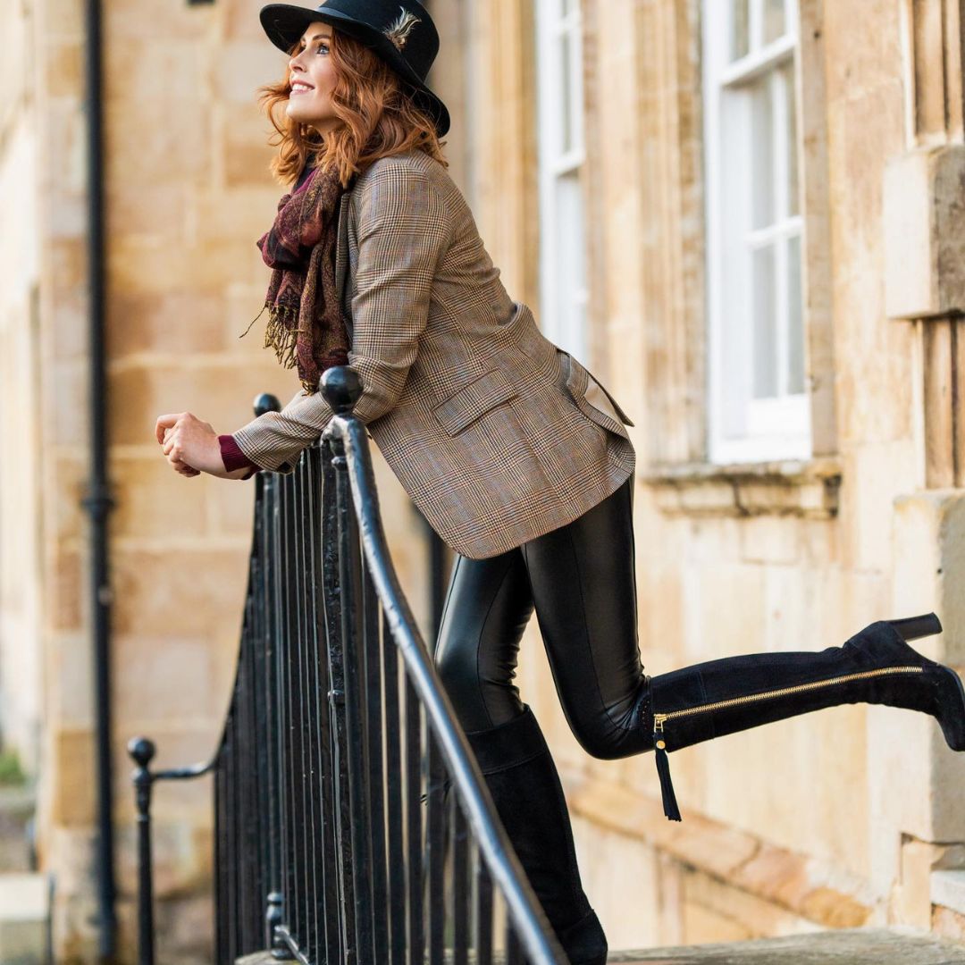 Fairfax & Favor High Heeled Regina Suede Boot in Black