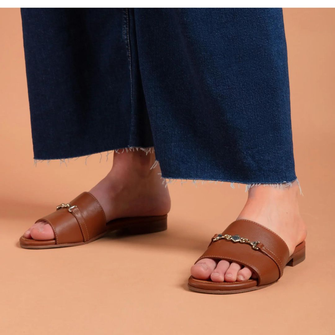 Fairfax & Favor Heacham Leather Sandal in Tan