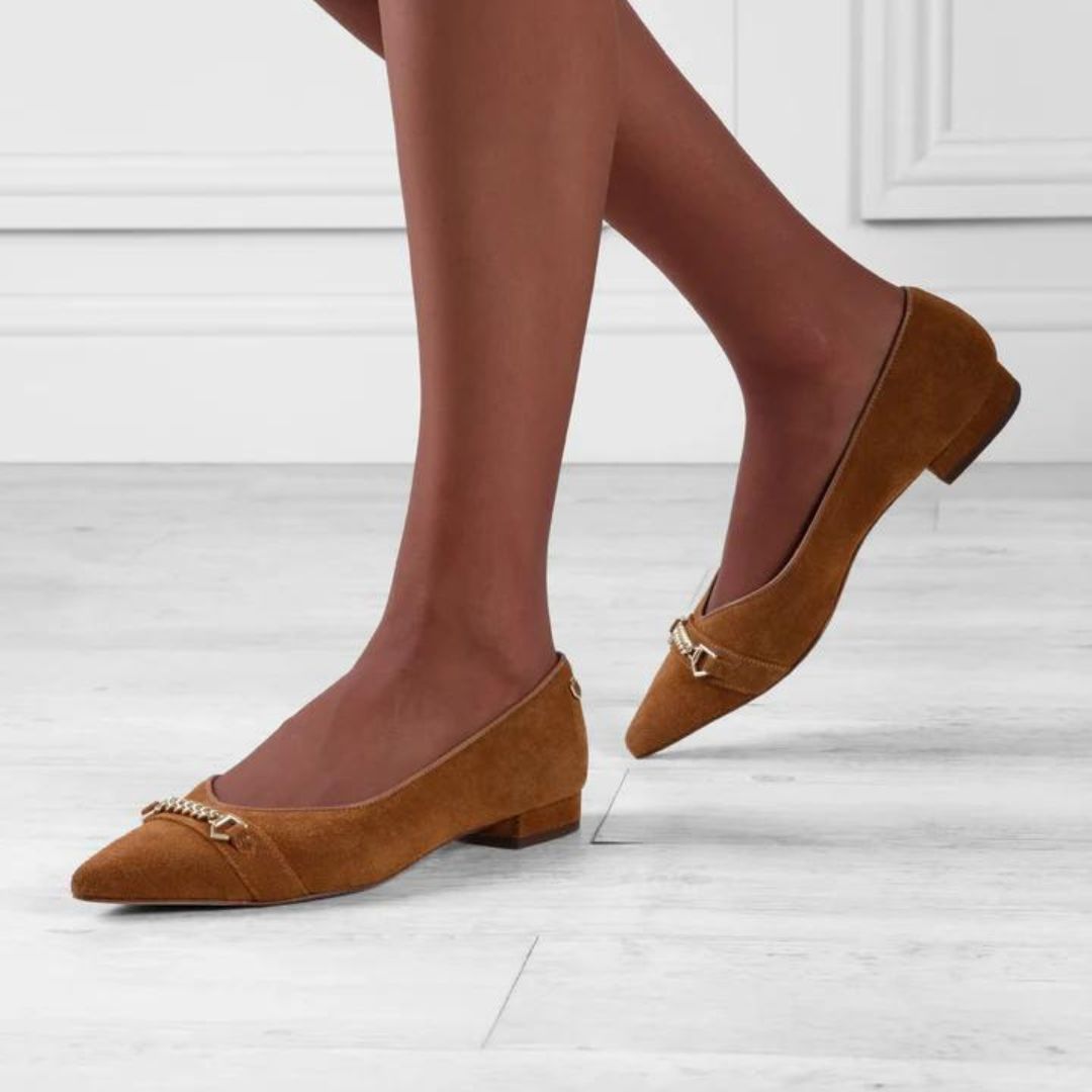 Fairfax & Favor Women's Apsley Suede Ballet Pump in Tan