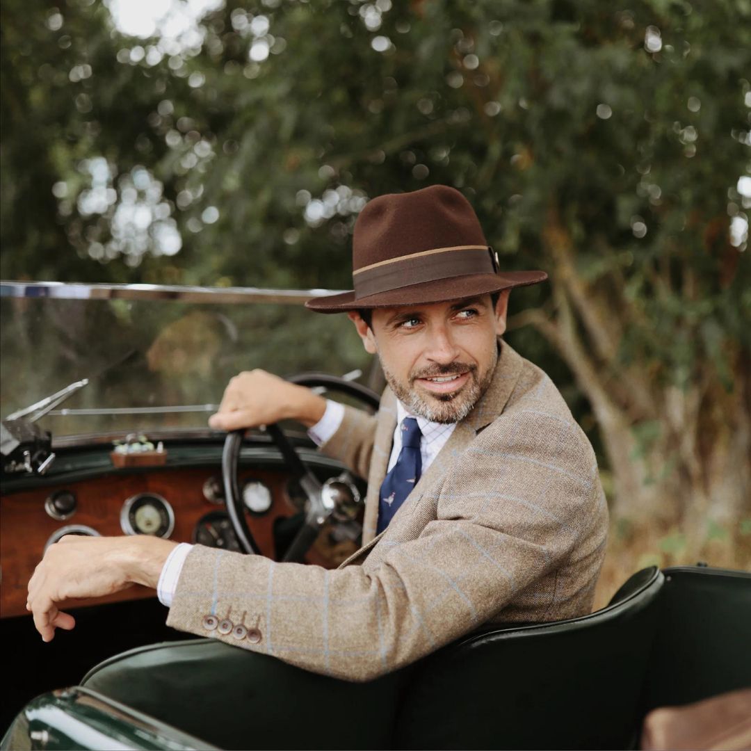 Hicks & Brown Wingfield Trilby Hat in Dark Brown