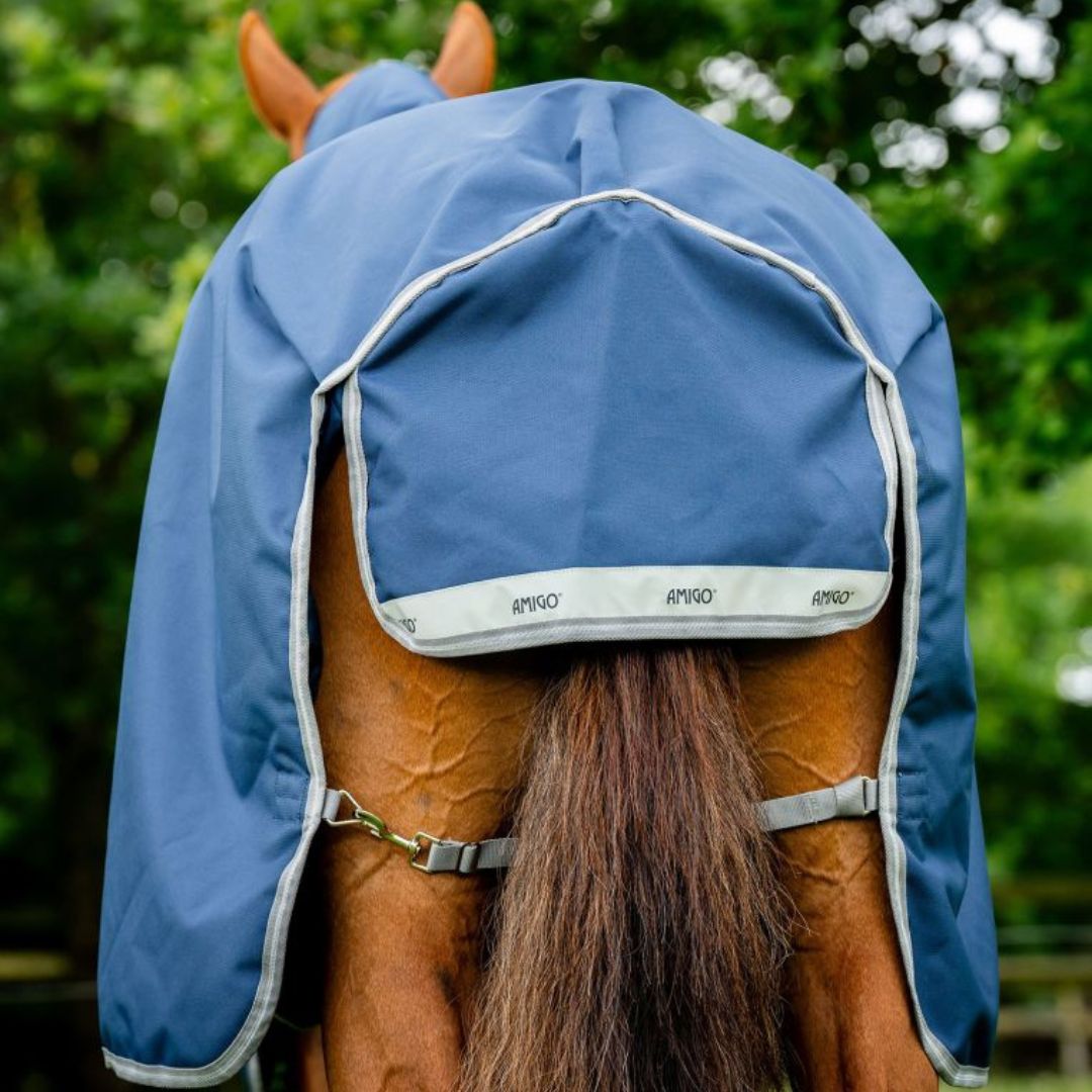 Horseware Amigo Bravo 12 Plus Heavy Turnout Rug in Navy & Titanium (400g)