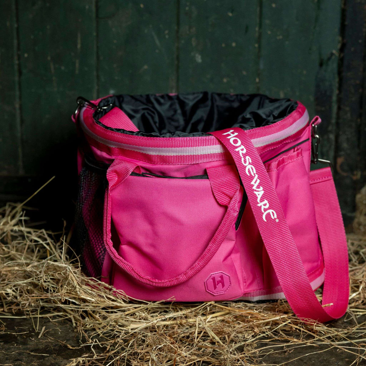 Horseware Newmarket Grooming Bag in Witney Pink