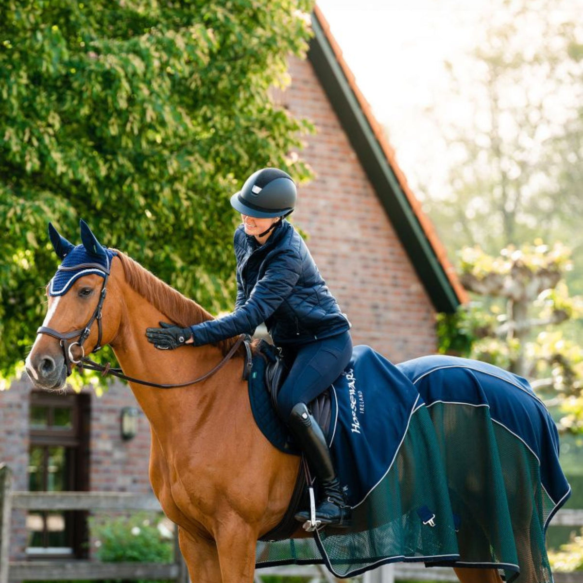 Horseware Signature Sport Cooler in Navy & Hunter Green (No Fill)