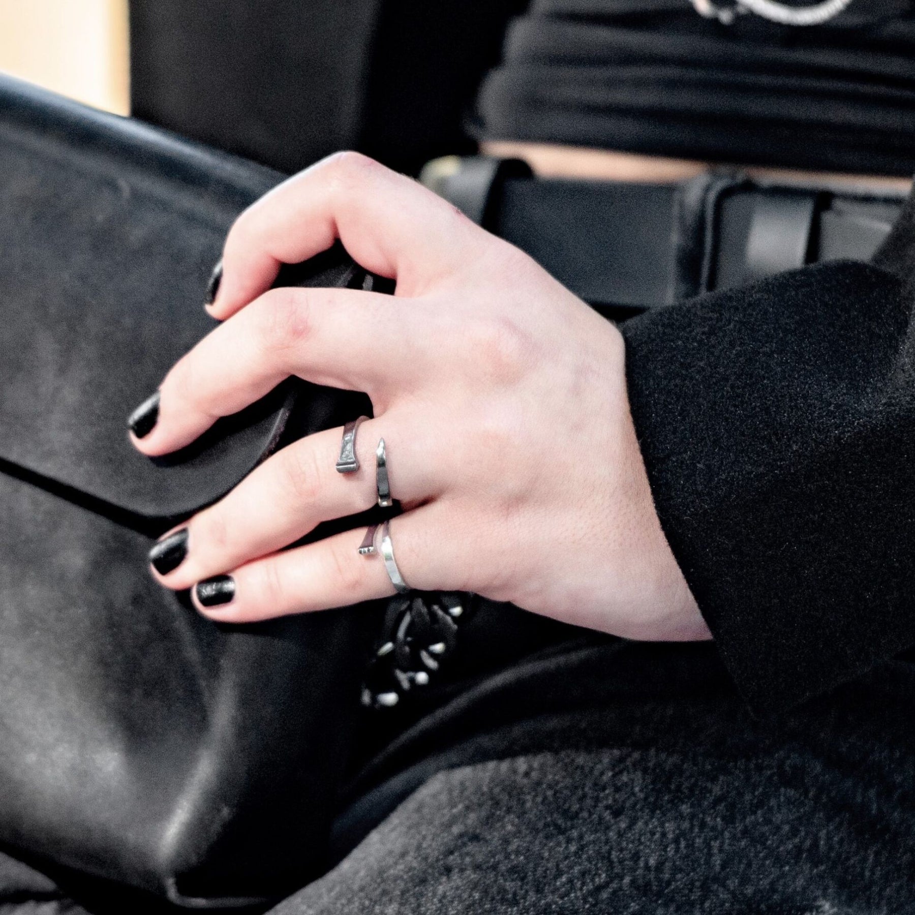 Jo's Sterling Silver Horseshoe Ring in Silver
