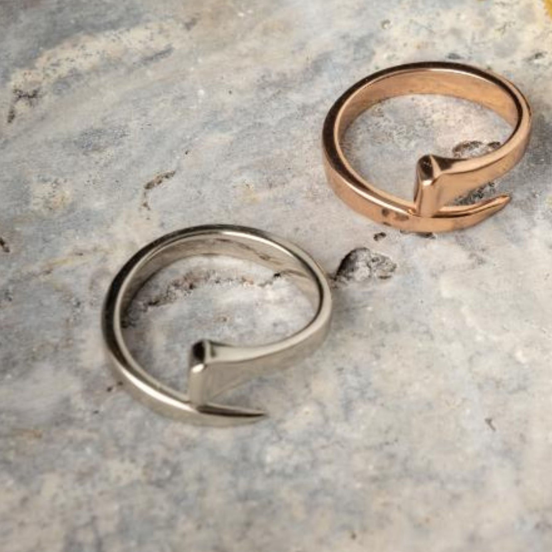 Jo's Sterling Silver Horseshoe Ring in Silver
