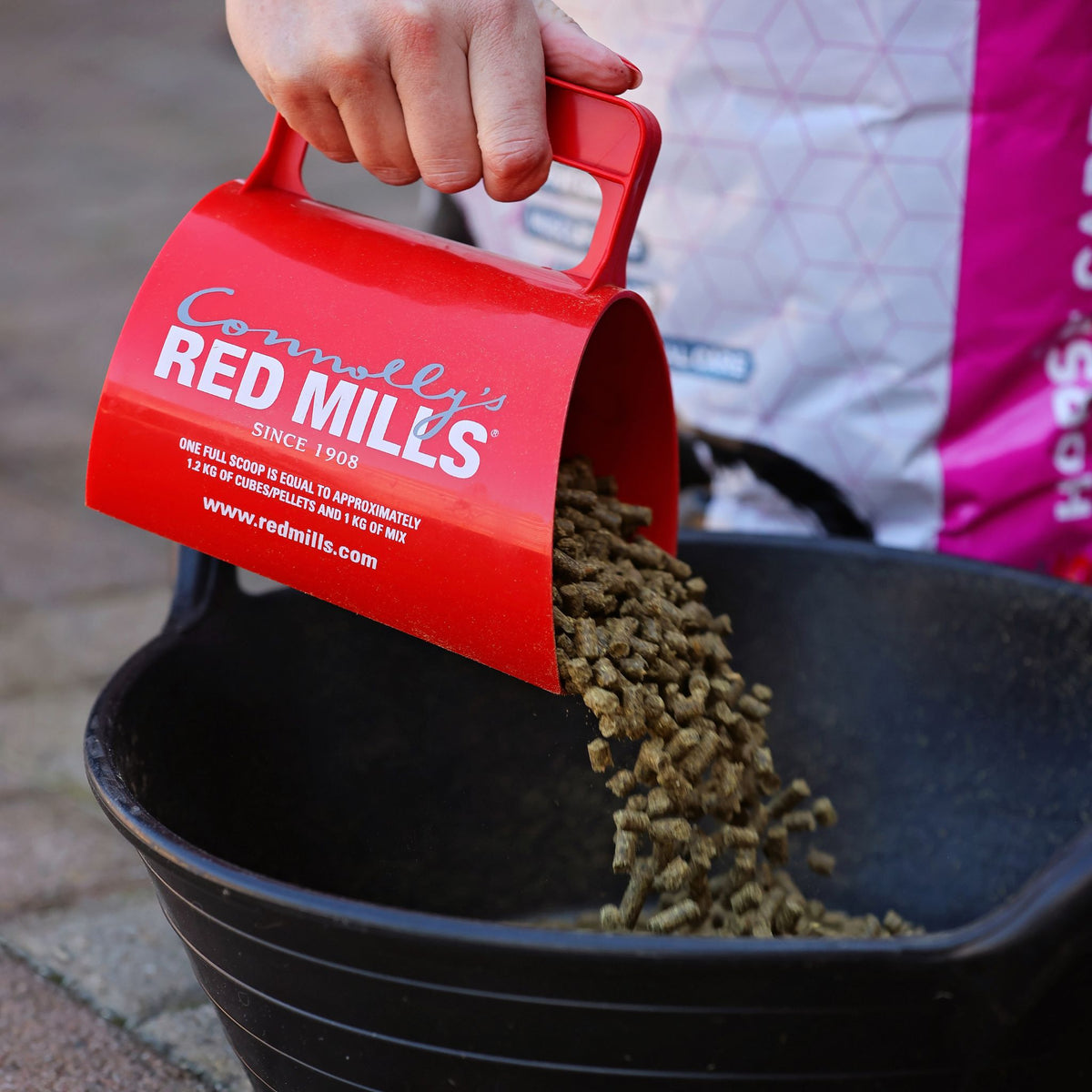 Red Mills Feeding Scoop in Red