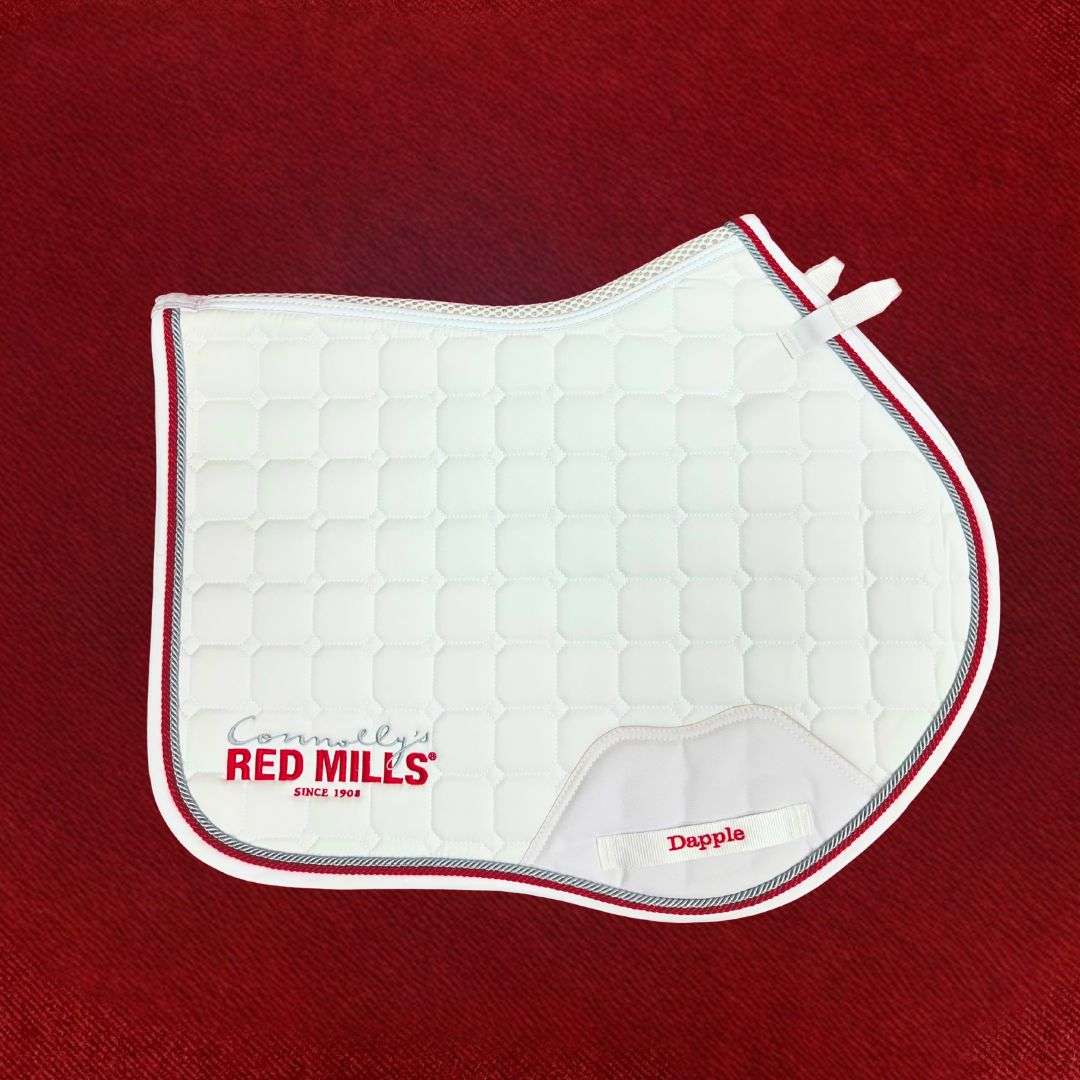 Red Mills Horse Close Contact Saddle Pad in White