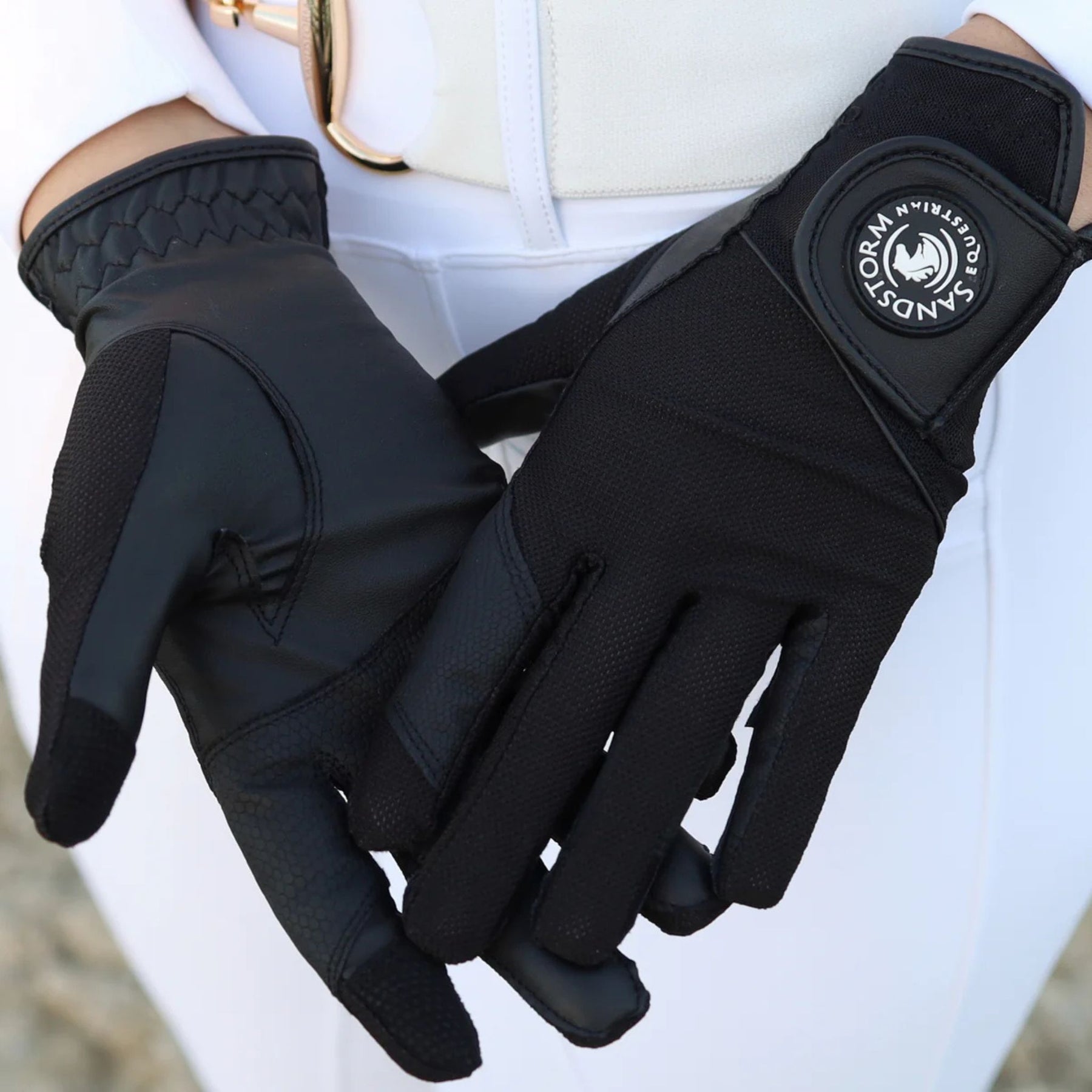 SandStorm Riding Gloves in Black