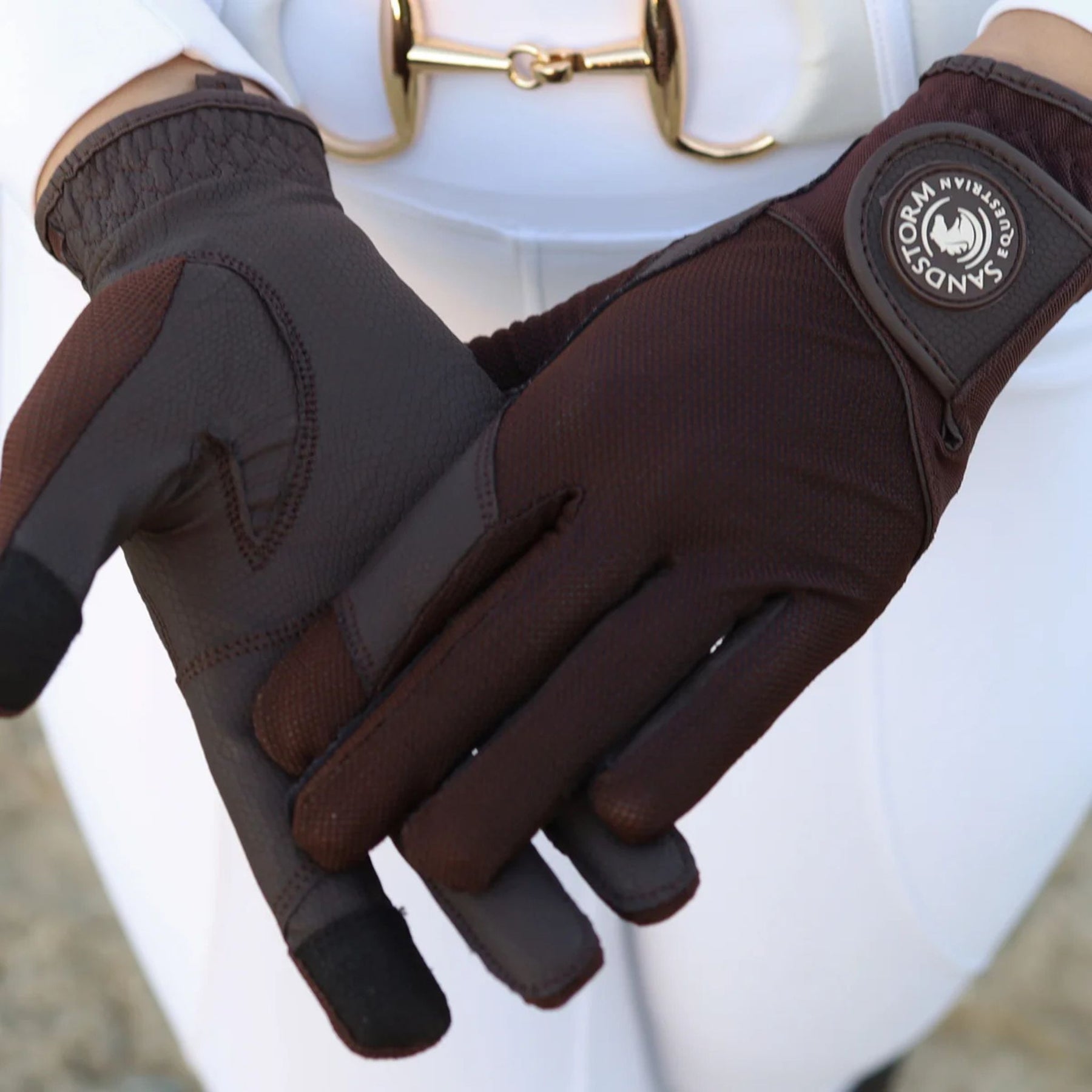 SandStorm Riding Gloves in Brown