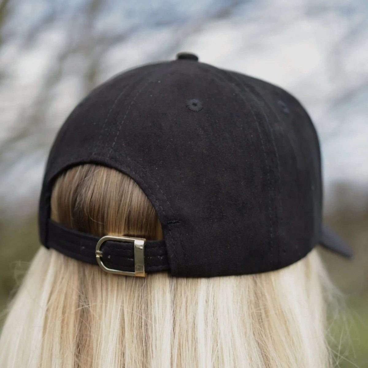 SandStorm Suede Effect Baseball Cap in Black