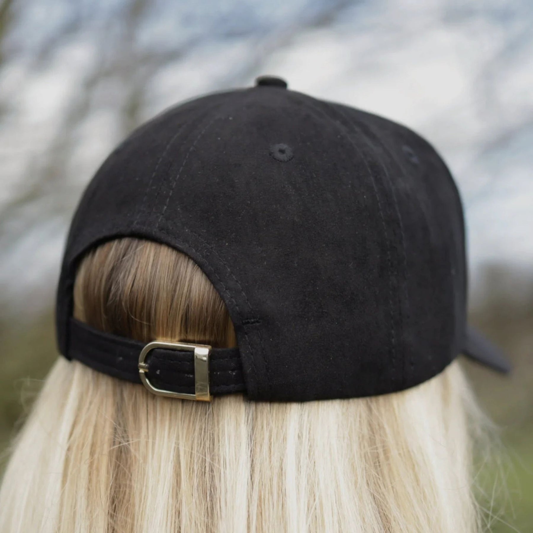 SandStorm Suede Effect Baseball Cap in Black