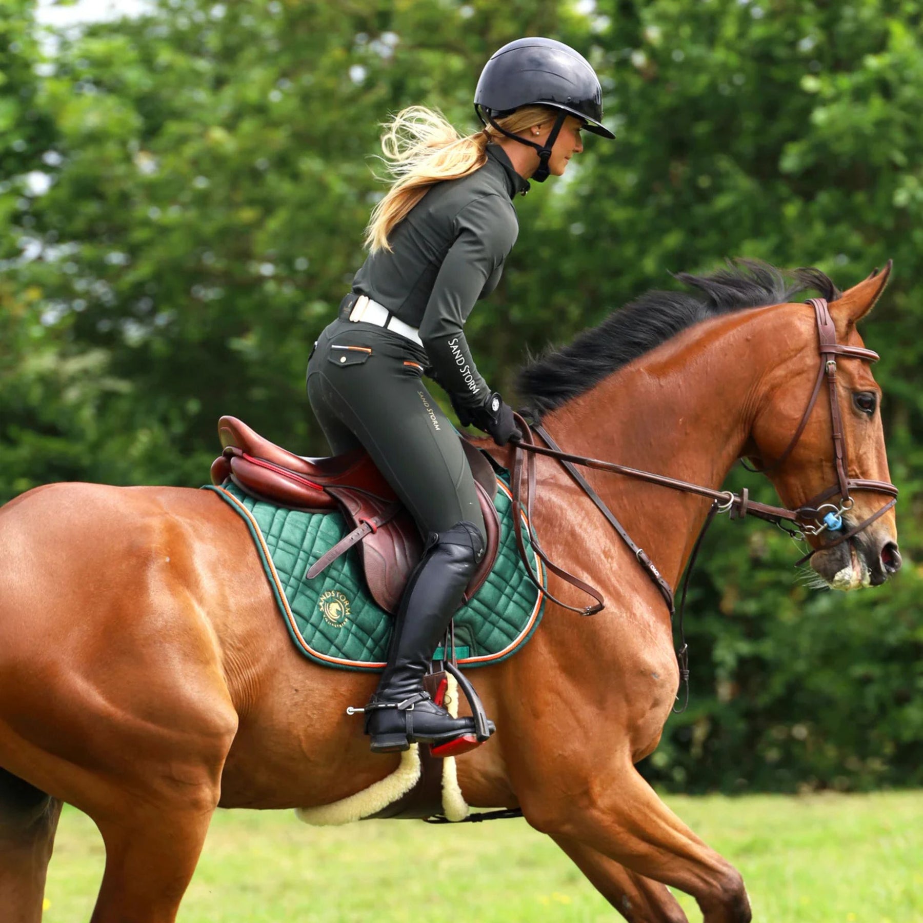 SandStorm Women's Performance Sport Baselayer in Hunter Green