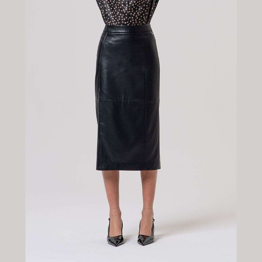 Surkana Pencil Skirt in Black