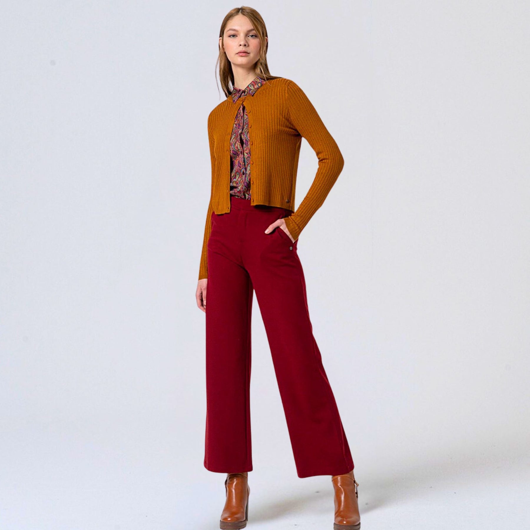 Surkana Women's Lisa Straight Trousers in English Red