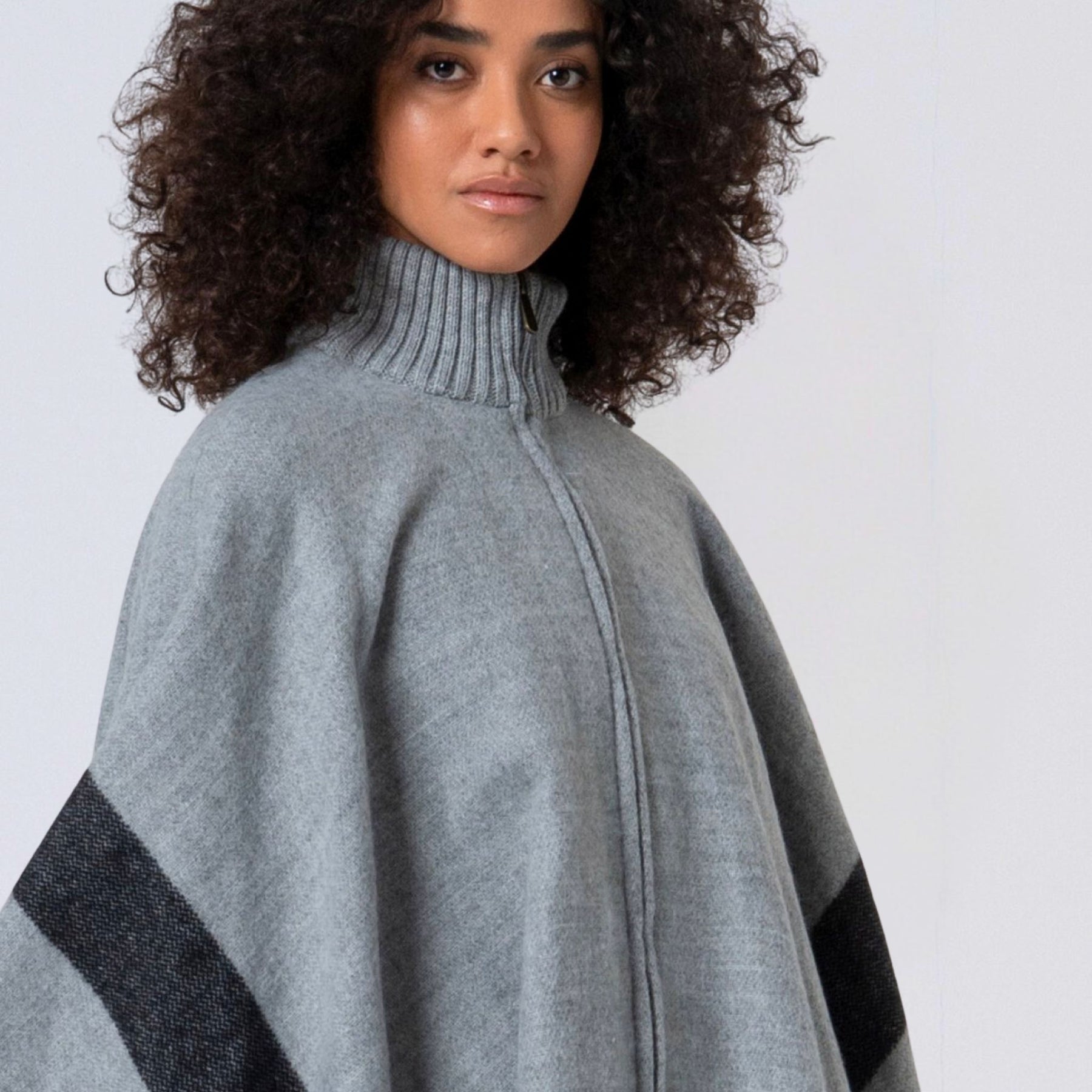 Surkana Women's Poli Plaid Zipper Poncho in Grey