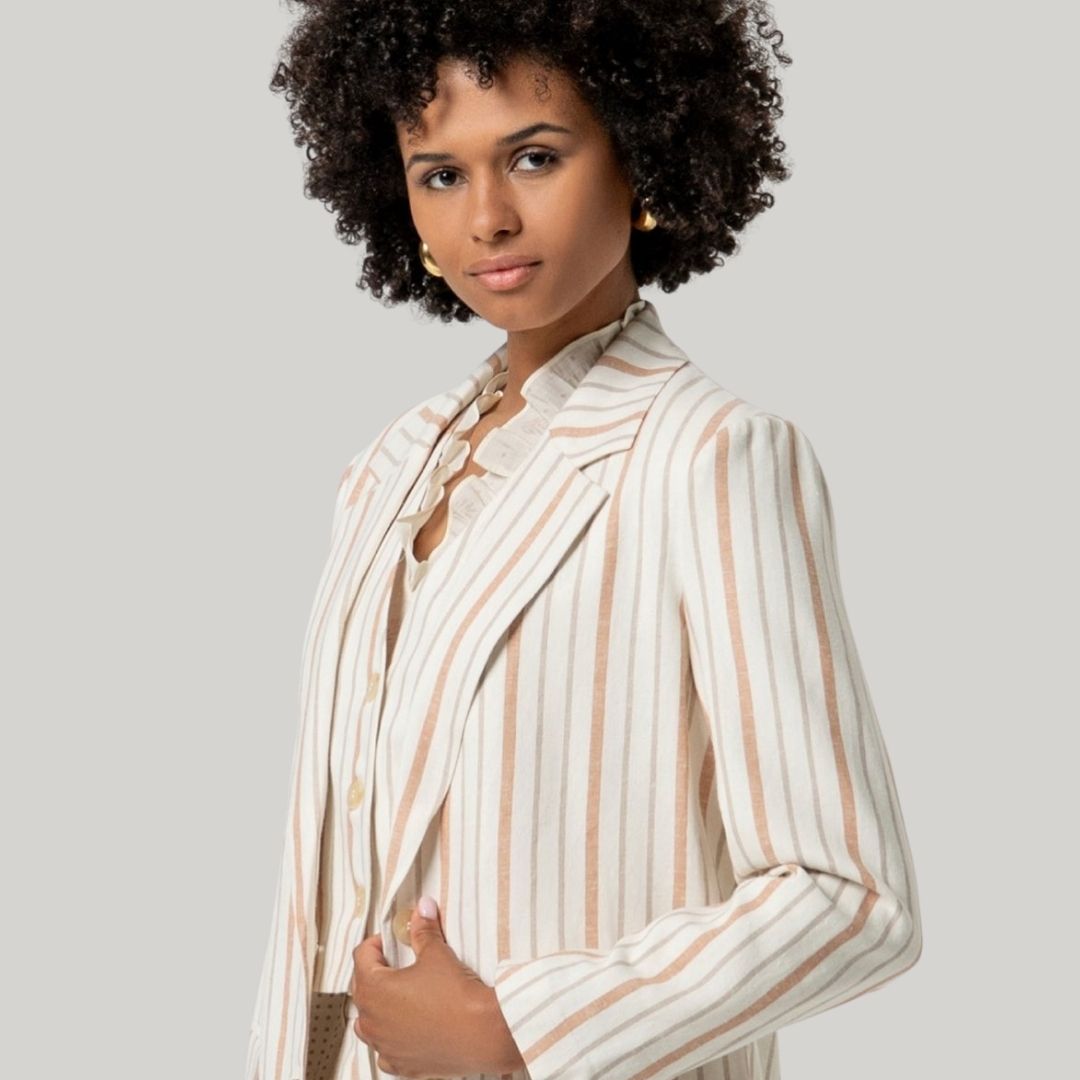 Surkana Women's Blazer in Ecru