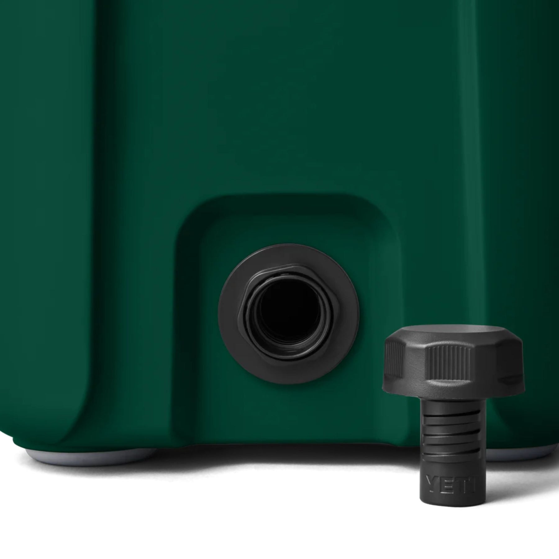 YETI Roadie 15 Cool Box in Black Forest Green