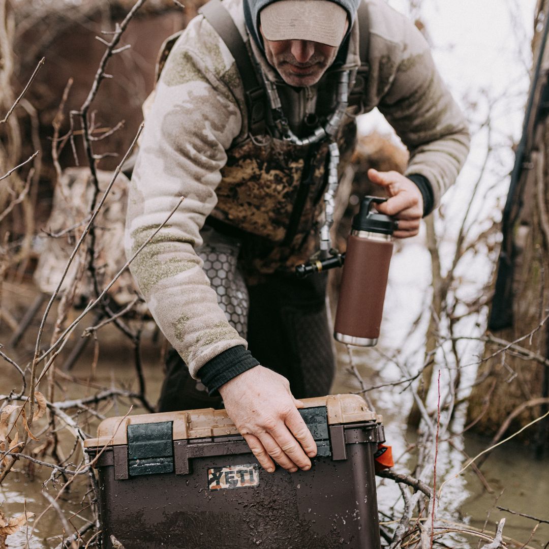 YETI Rambler 26 Oz Bottle Wetlands Brown (769 ml) with Chug Cap