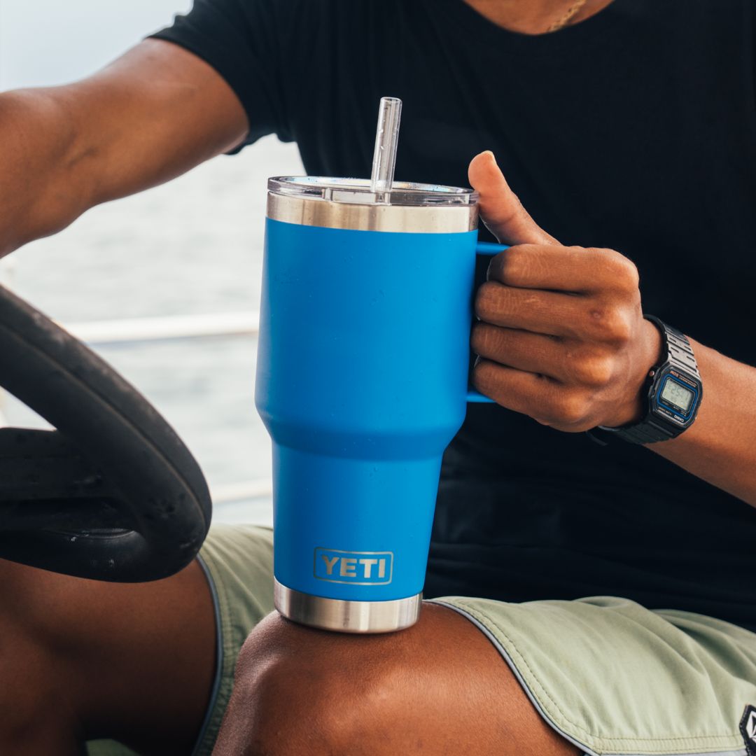 YETI Rambler 35 Oz Straw Mug in Big Wave Blue (994ml) with Straw Lid