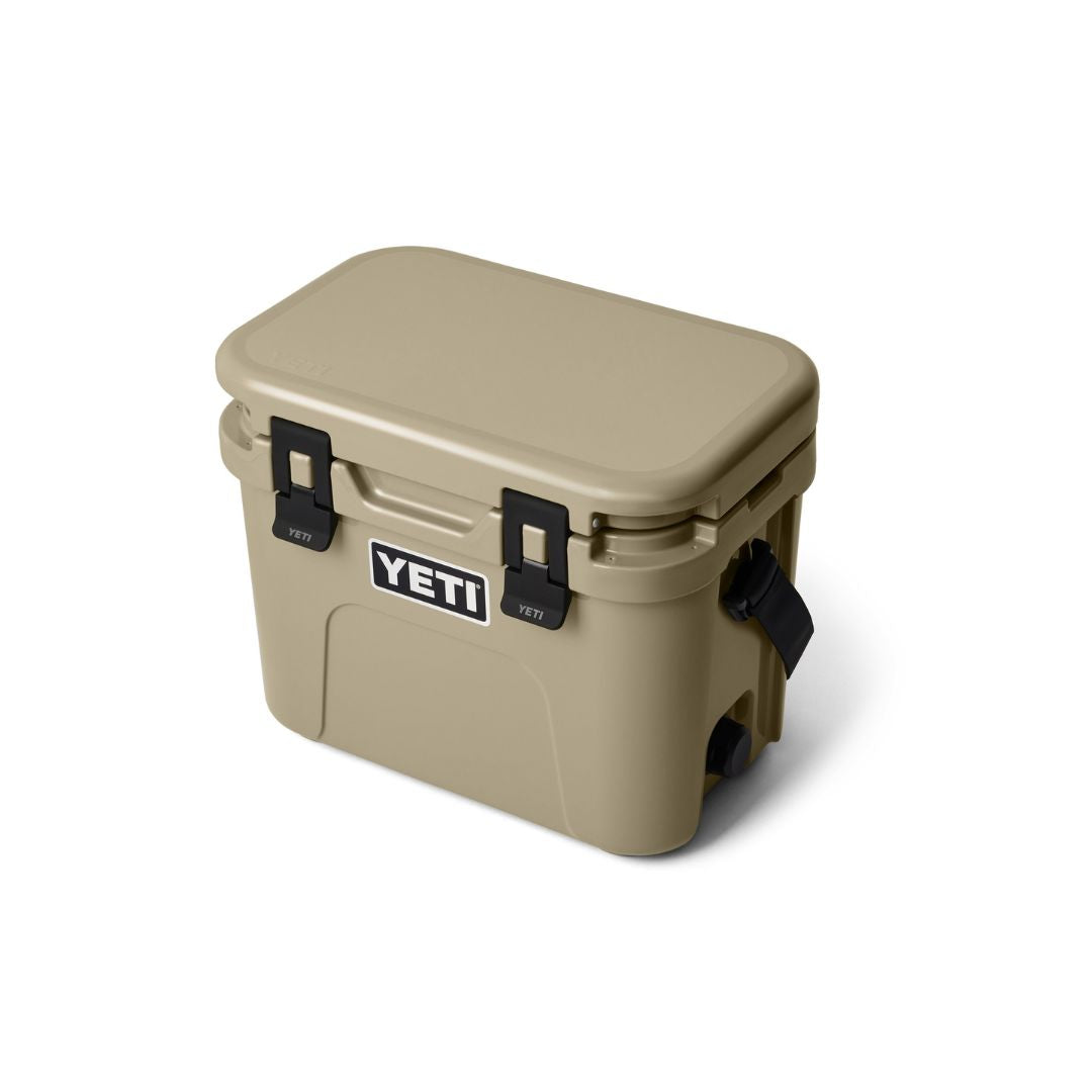 YETI Roadie 15 Cool Box in Tan