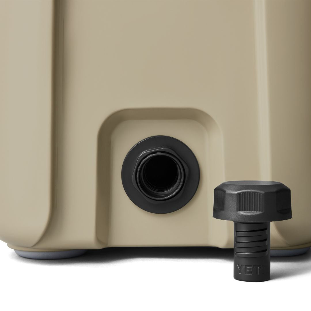 YETI Roadie 15 Cool Box in Tan