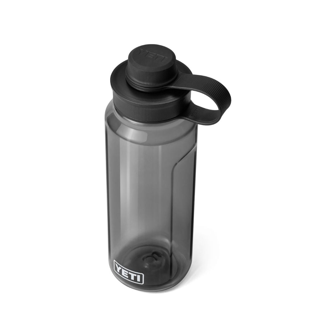 YETI Yonder 34 Oz Water Bottle in Charcoal (1000ml) with Tether Cap