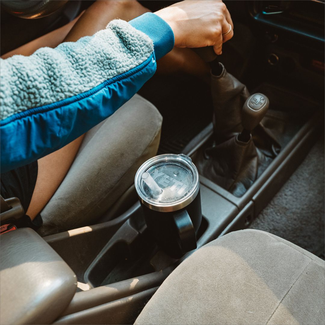 YETI Rambler 35 Oz Straw Mug in Navy (994 ml)