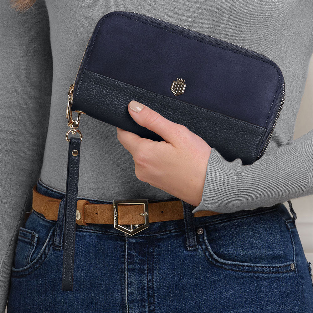 Fairfax & Favor Salisbury Travel Wallet in Navy