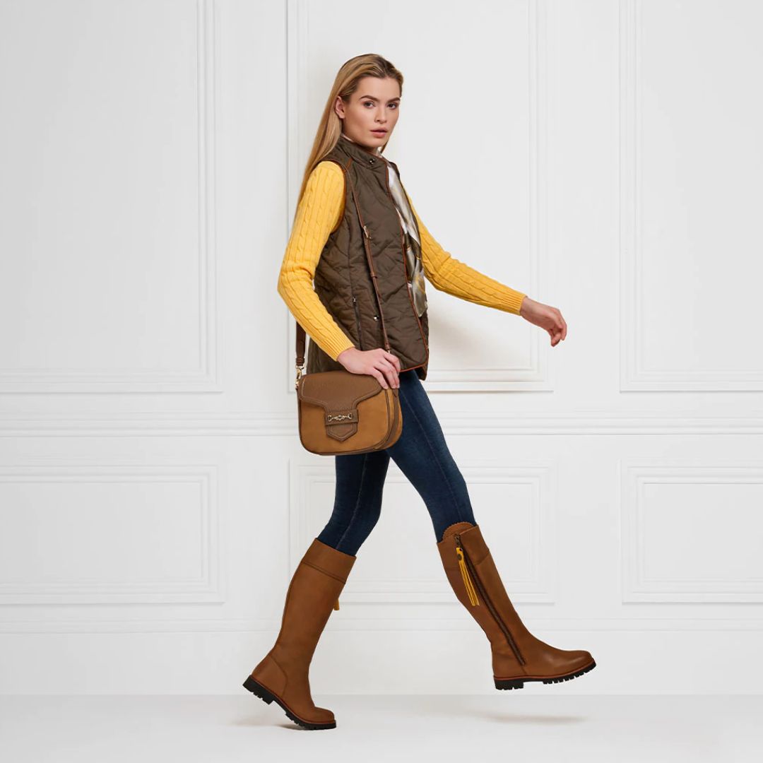 Fairfax & Favor Explorer Leather Boot in Oak