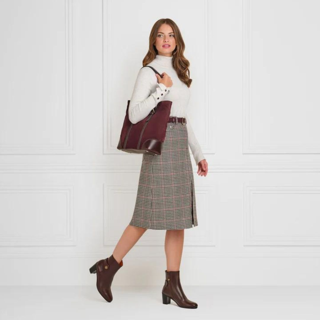 Fairfax & Favor Gatcombe Suede Tote Bag in Plum
