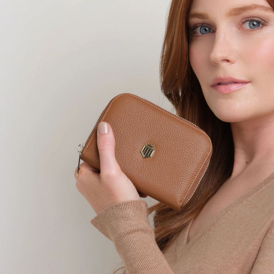 Fairfax & Favor Mini Salisbury Leather Purse in Tan