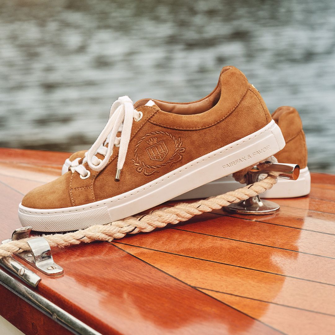 Fairfax & Favor Richmond Suede Trainer in Tan