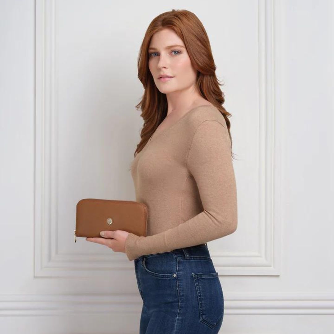 Fairfax & Favor Salisbury Leather Purse in Tan