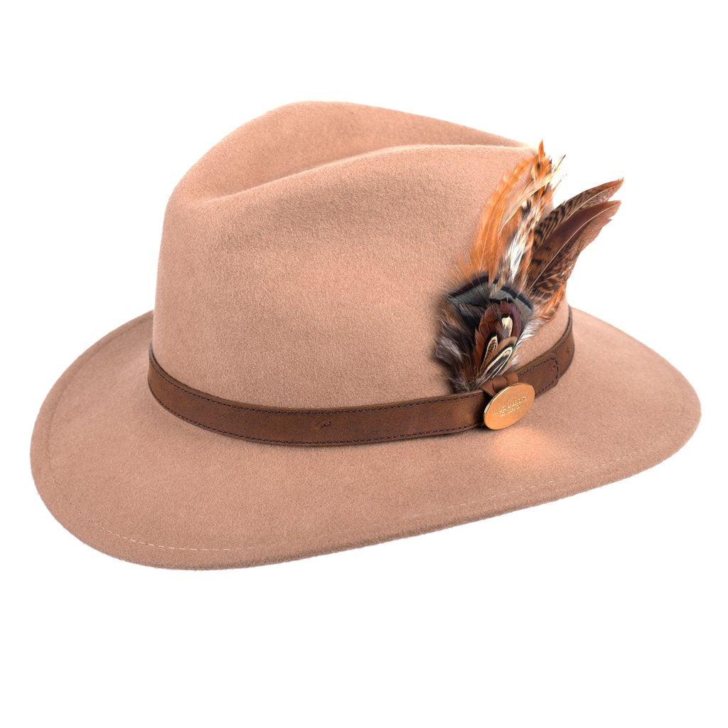 Hicks & Brown 'The Suffolk' Fedora in Camel (Gamebird Feather) - RedMillsStore.ie